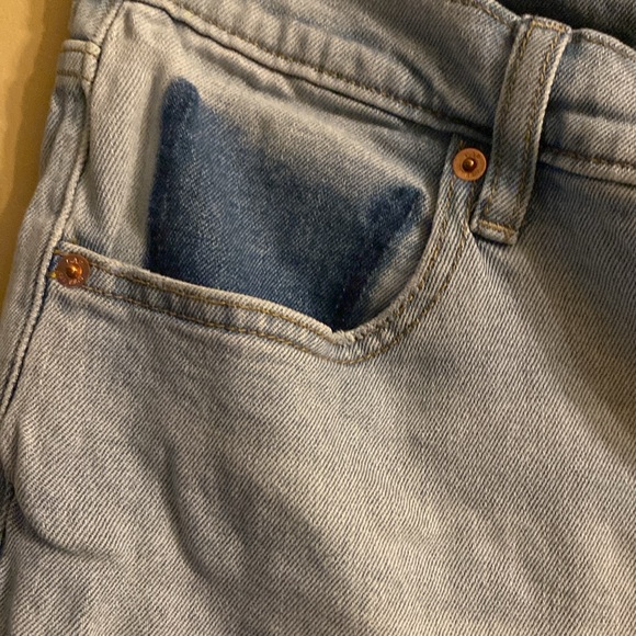 GAP girlfriend jeans with details on leg and pocket - Picture 5 of 6